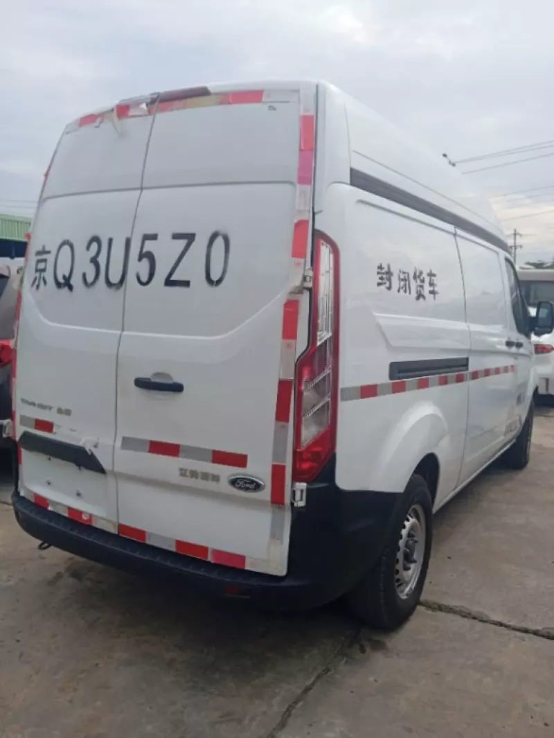 Ford Transit   - 2017
