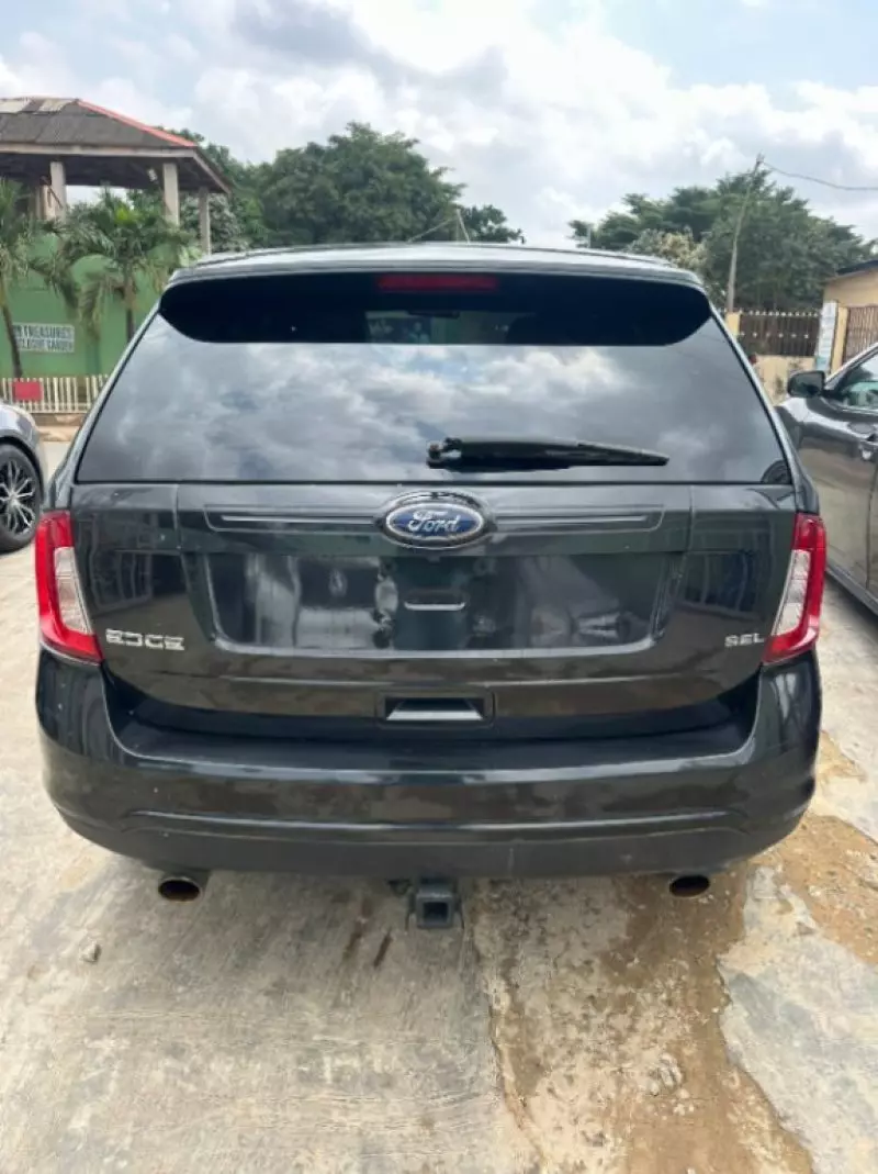 Ford Edge 3.5L    - 2013