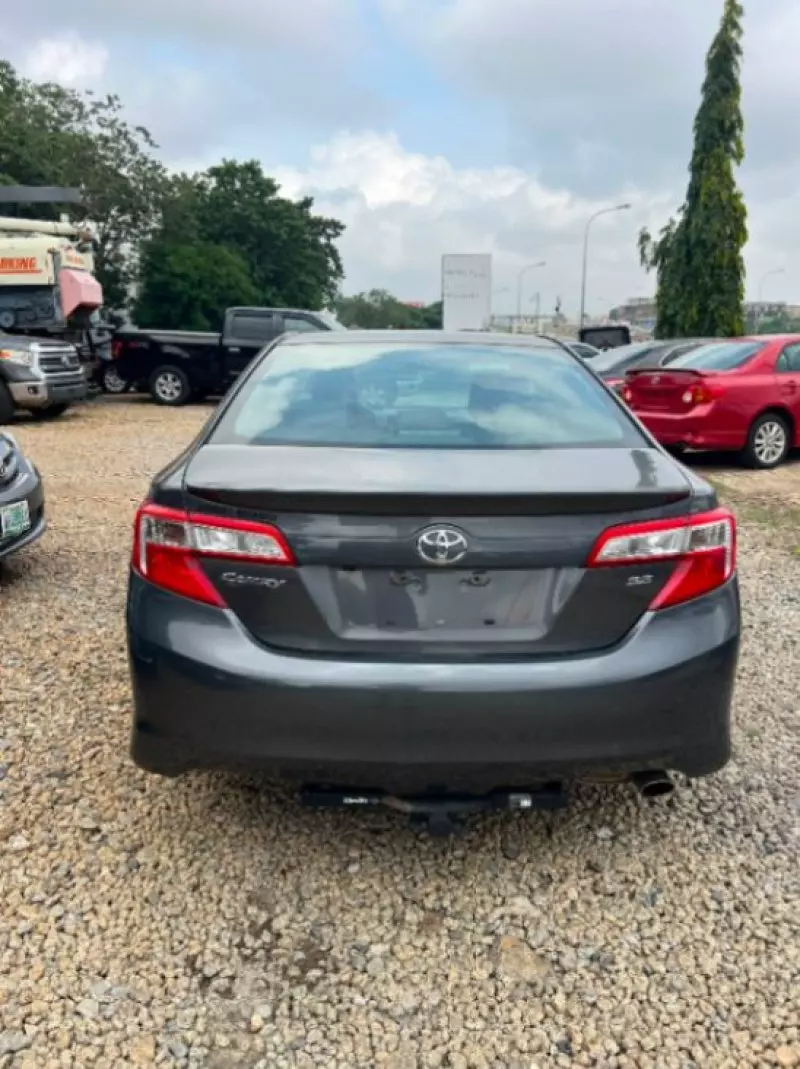 TOYOTA Camry   - 2014