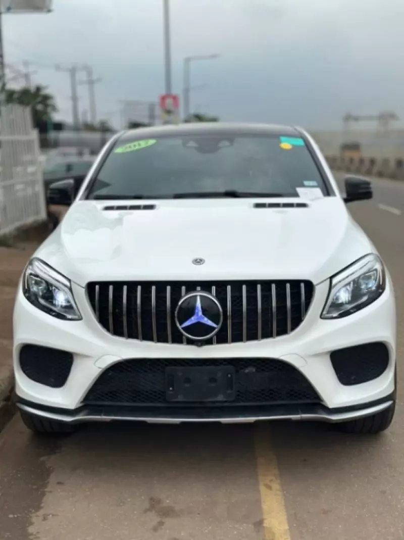 Mercedes-Benz GLE 43 AMG   - 2017