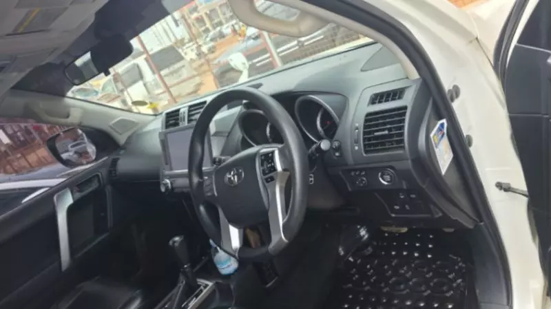 TOYOTA Prado   - 2016