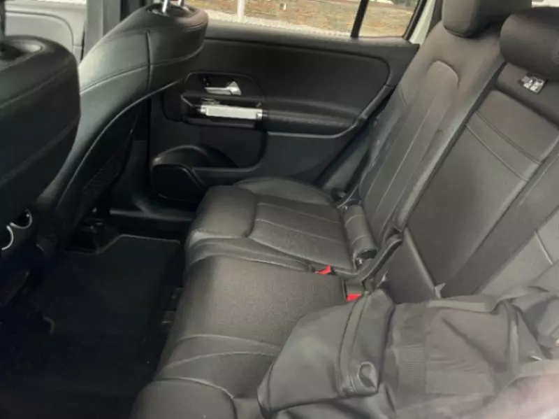 Mercedes-Benz GLB 250   - 2020