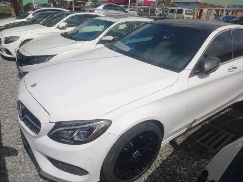 Mercedes-Benz C 300   - 2017