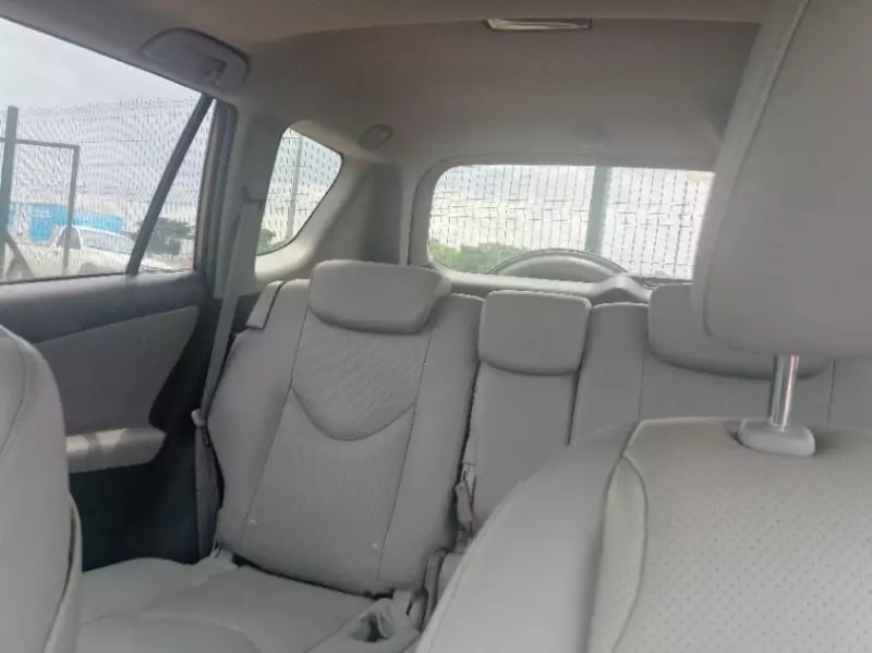 TOYOTA RAV 4   - 2010