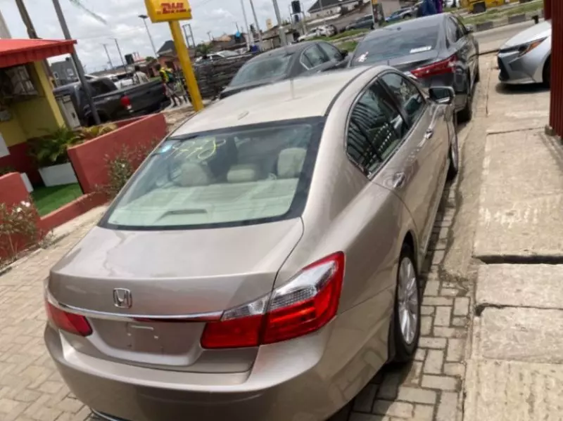 Honda Accord   - 2014
