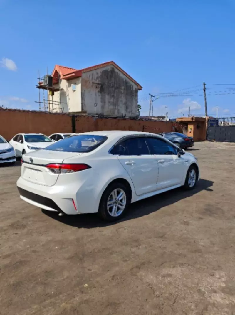 Toyota Corolla   - 2019