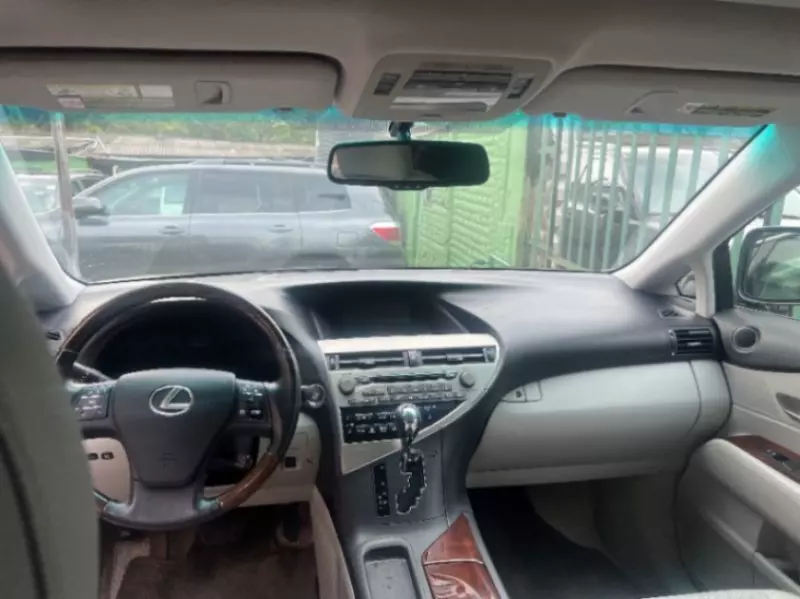Lexus RX 350   - 2010