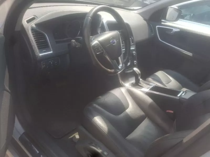 Volvo XC60   - 2015