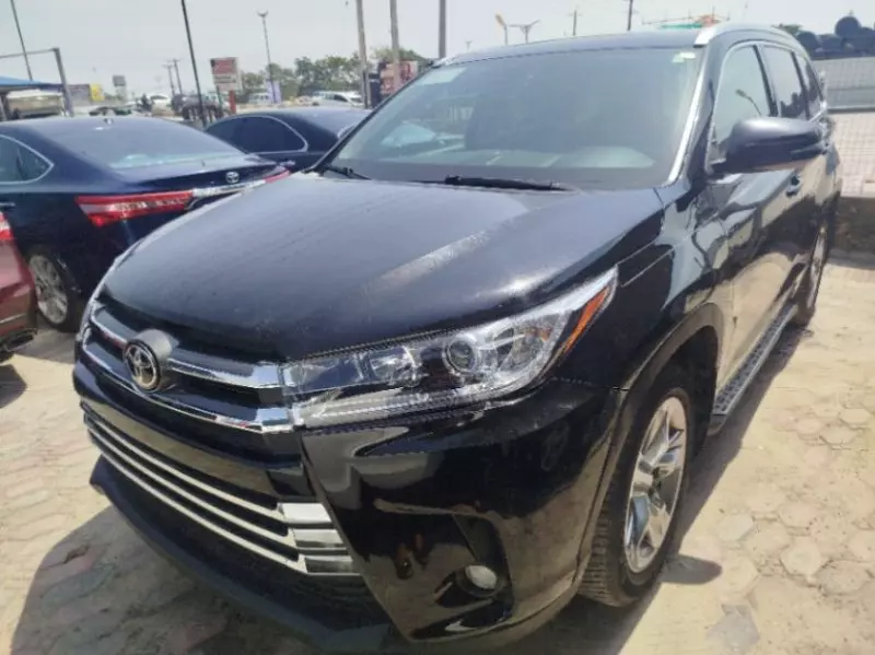 TOYOTA Highlander   - 2015