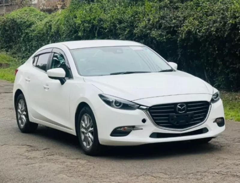 Mazda Axela    - 2019