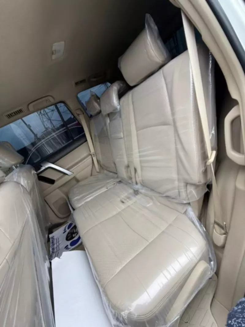 Toyota Land Cruiser   - 2020