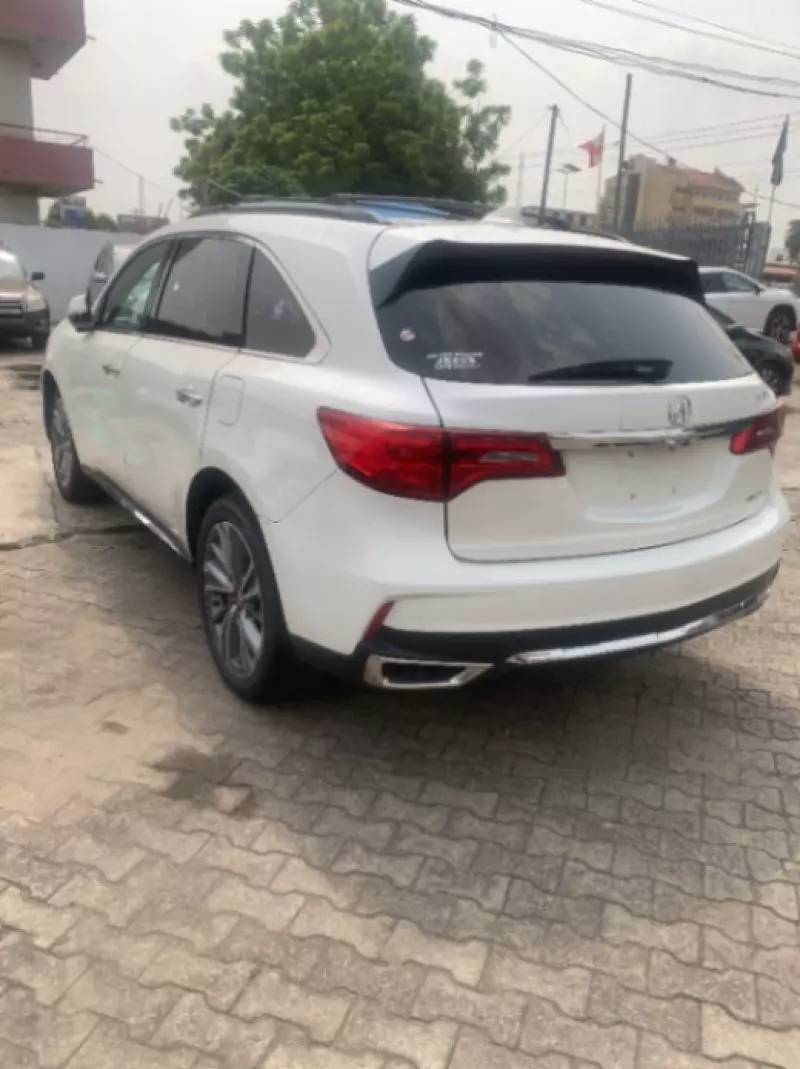 Acura MDX   - 2017