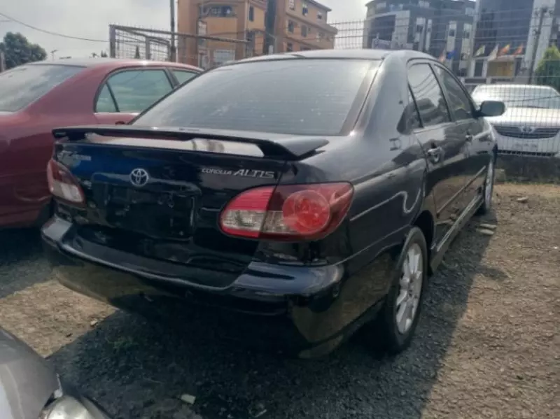 Toyota Corolla   - 2007