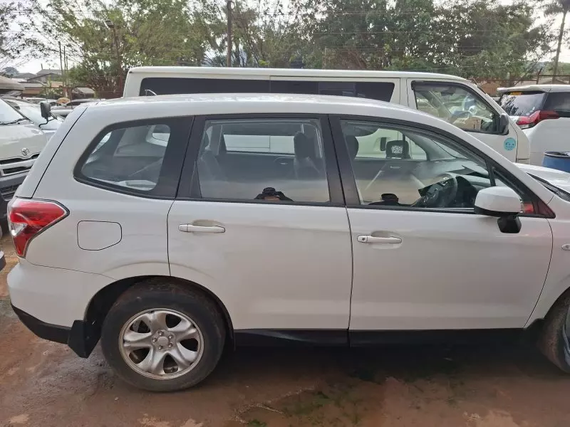 Subaru Forester   - 2014