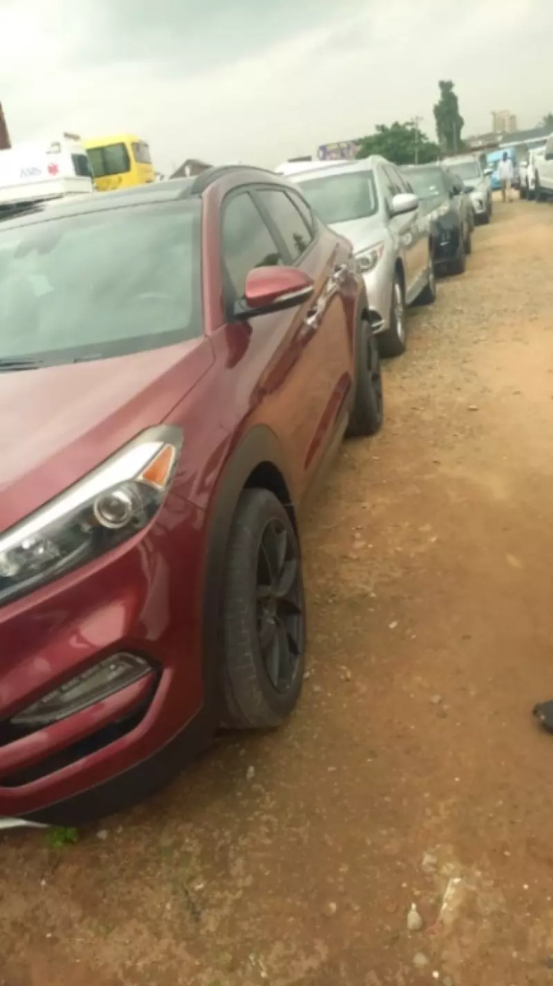 Hyundai Tucson   - 2021