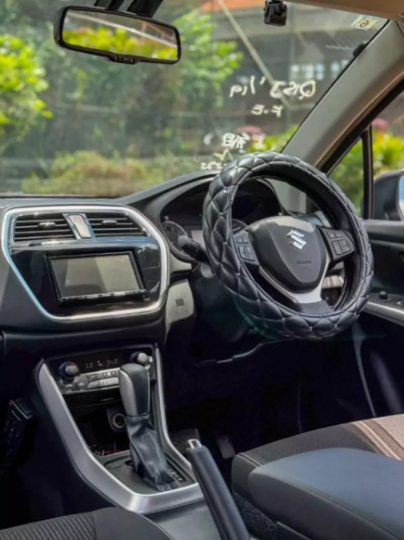 SUZUKI SX4 S-Cross   - 2019