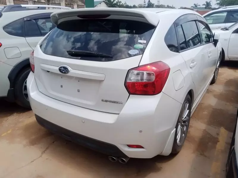 Subaru Impreza   - 2016