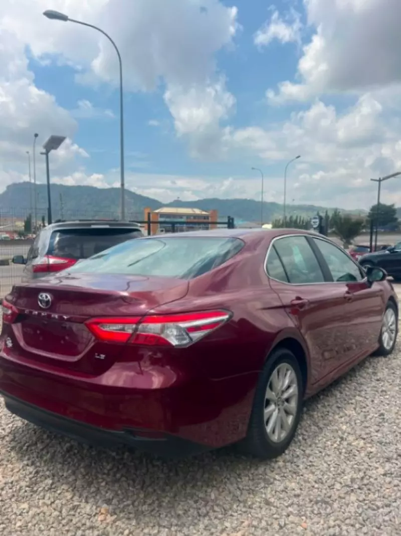 TOYOTA Camry   - 2018