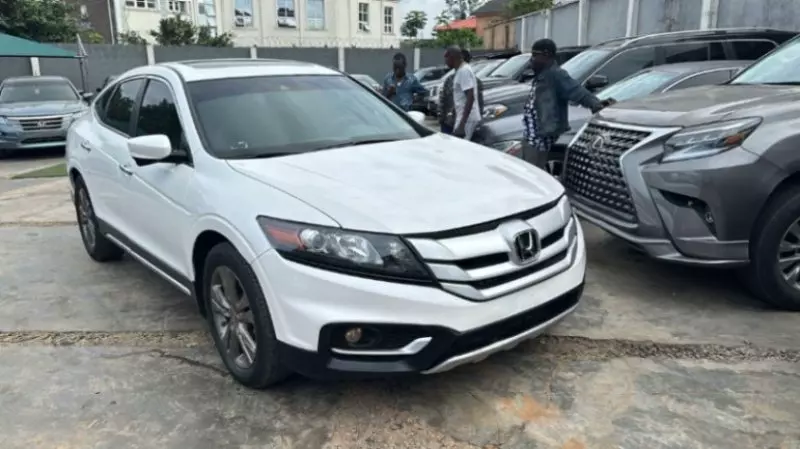 Honda Crosstour   - 2013