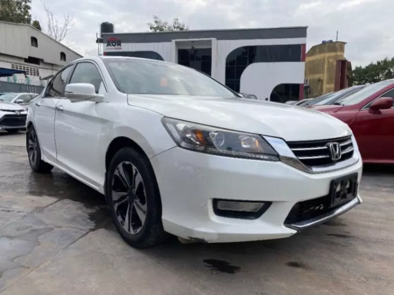 Honda Accord   - 2013
