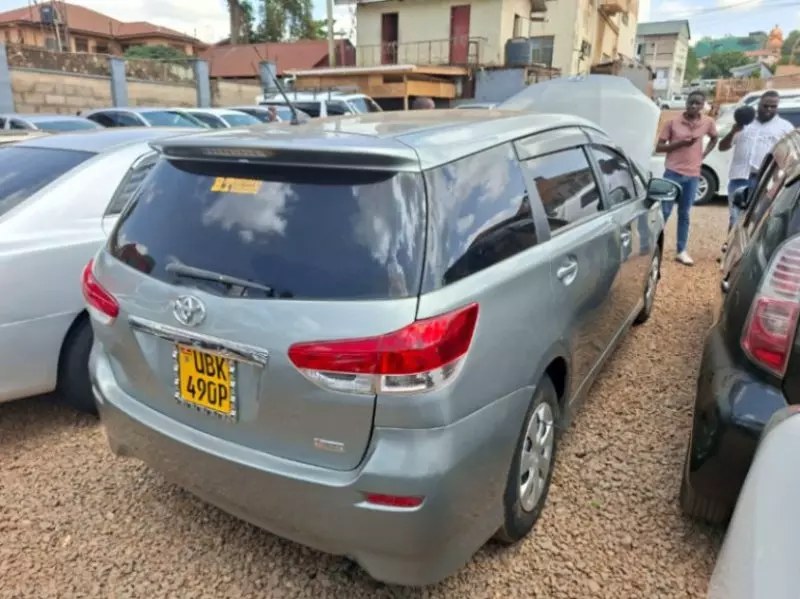 Toyota Wish   - 2011
