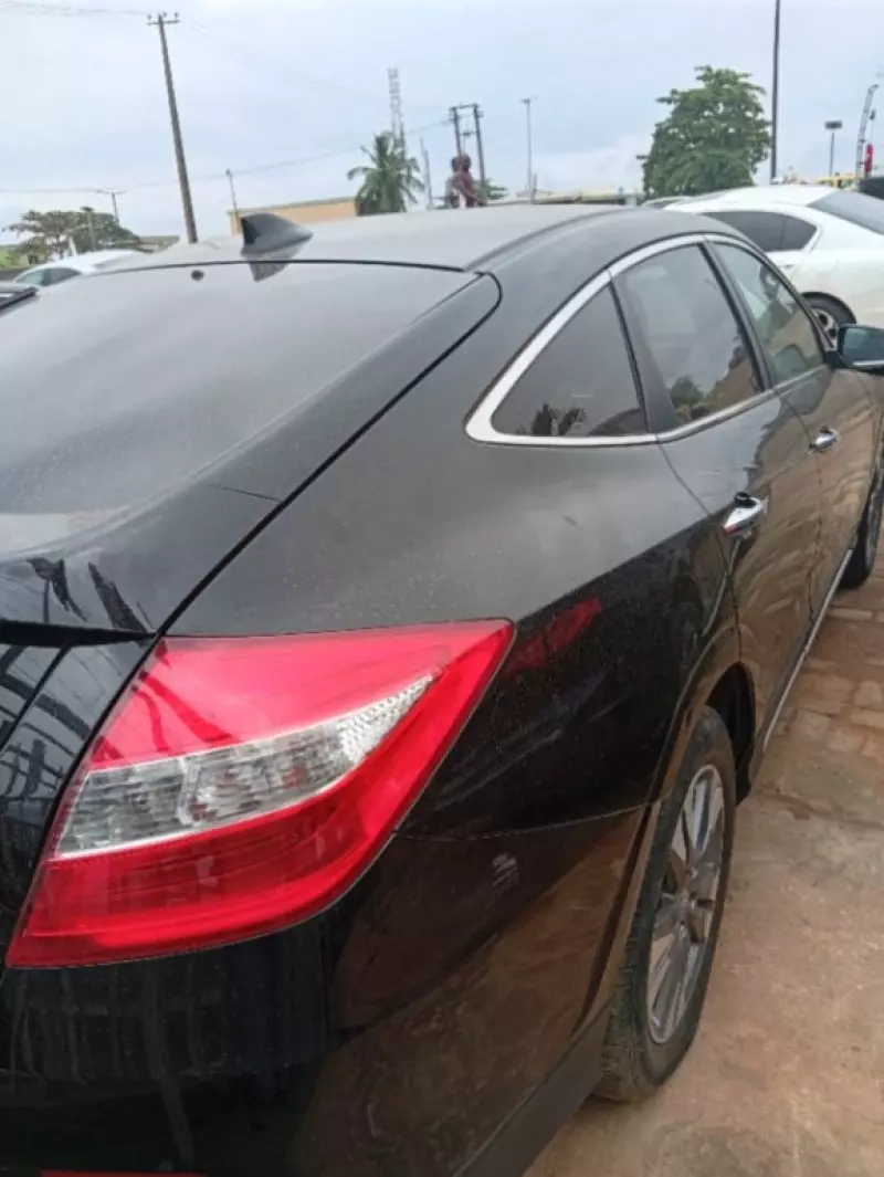 Honda Crosstour   - 2013