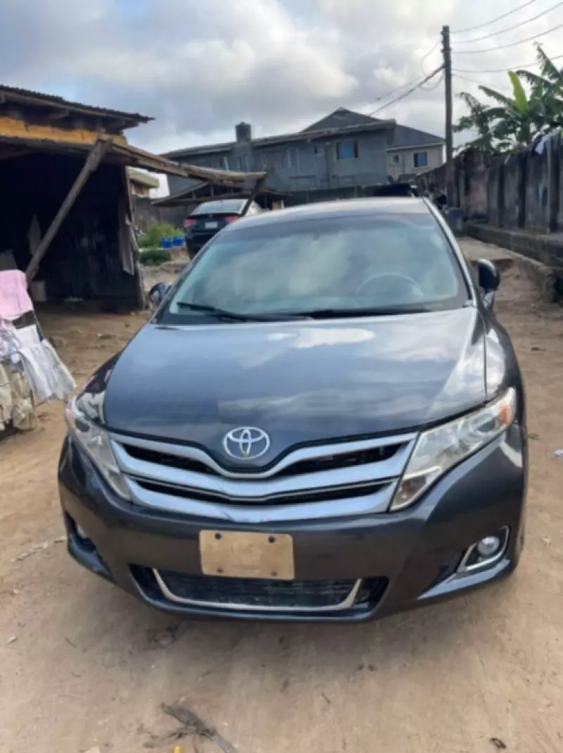 Toyota Venza   - 2010