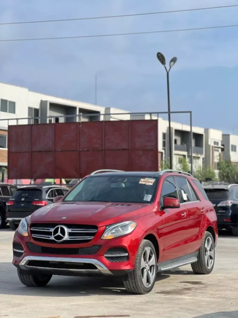 Mercedes-Benz GLE 350   - 2016