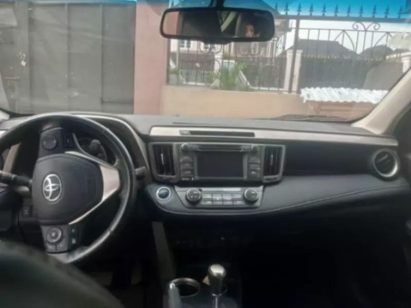 Toyota RAV4   - 2015
