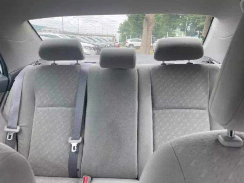 TOYOTA Corolla - 2010