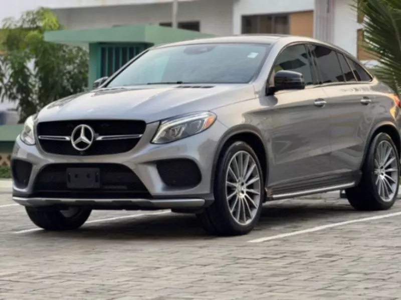 Mercedes-Benz GLE-Class   - 2016