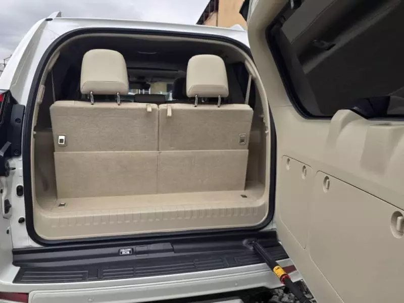 Toyota Landcruiser Prado - 2021