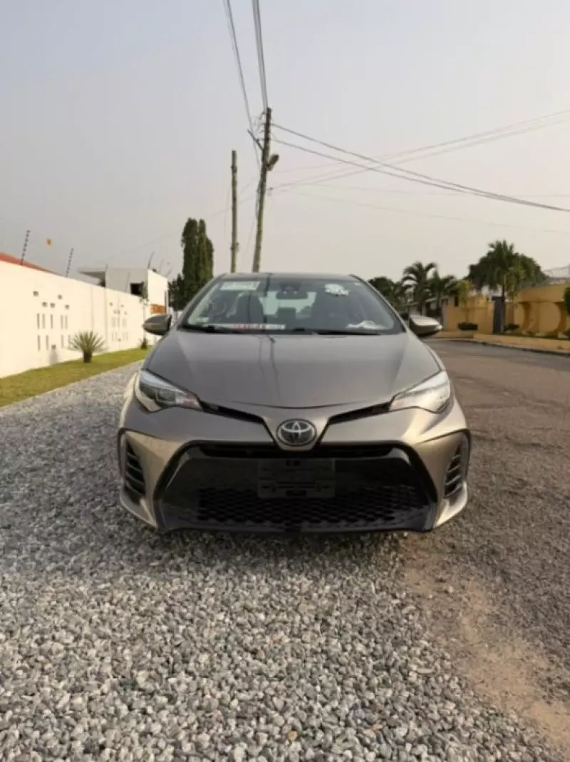 TOYOTA Corolla   - 2019