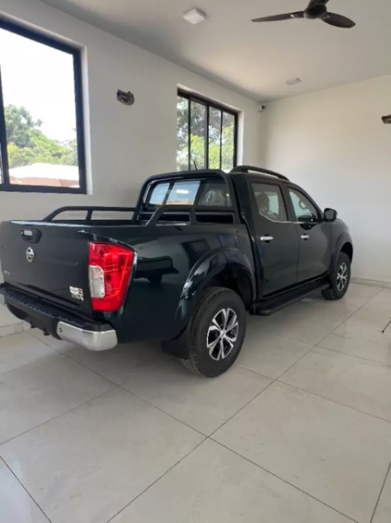 Nissan PickUp   - 2026