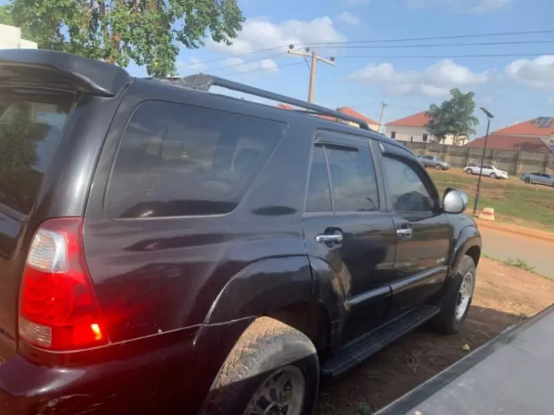 Toyota 4Runner   - 2004
