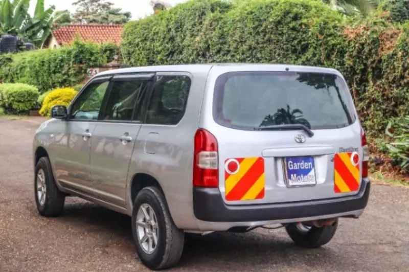 Toyota Probox    - 2016