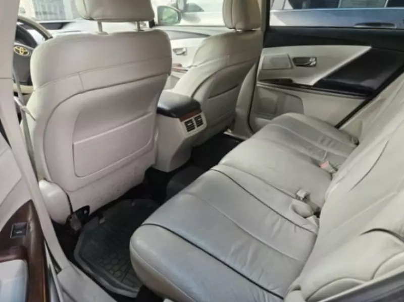 Toyota Venza   - 2011