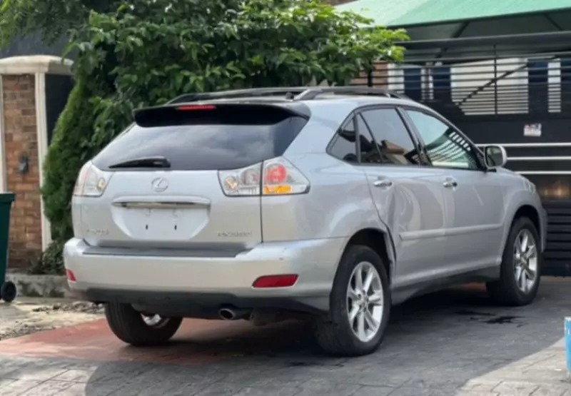 Lexus RX 350L   - 2009