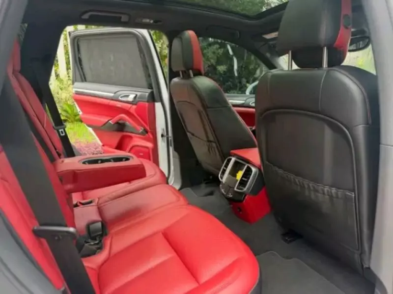 PORSCHE Cayenne   - 2016