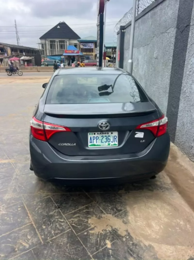 TOYOTA Corolla   - 2016