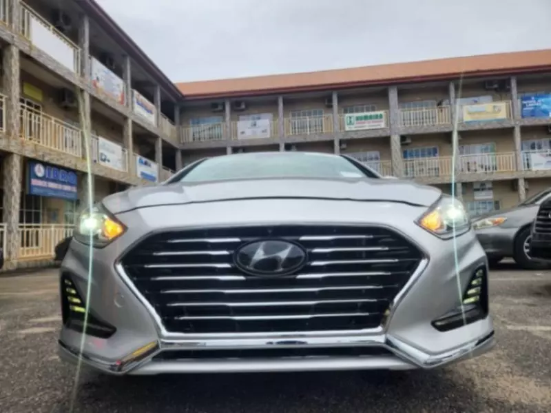 Hyundai Sonata   - 2018