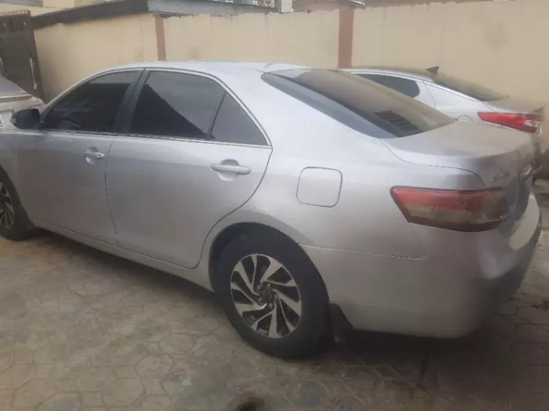 Toyota Camry   - 2007