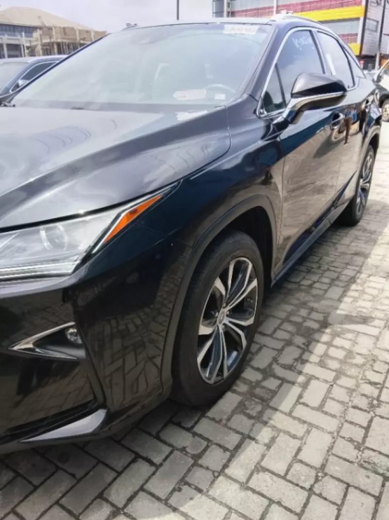 Lexus RX   - 2016