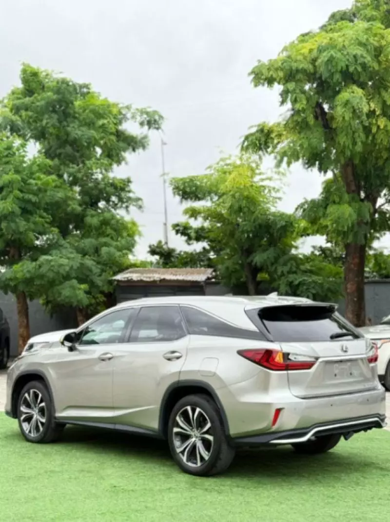 Lexus RX 350 - 2019