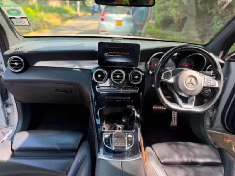 Mercedes-Benz GLC 220   - 2017