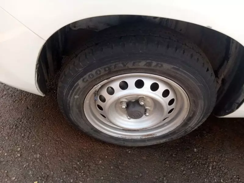 Toyota Succeed    - 2017