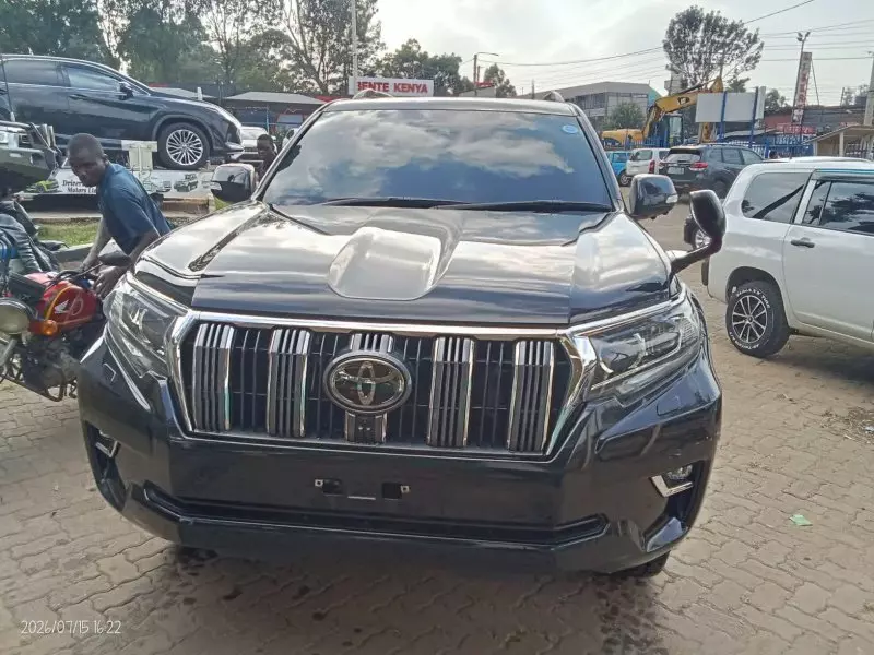 TOYOTA Landcruiser Prado   - 2020