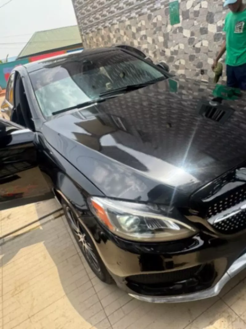 Mercedes-Benz C-Class   - 2015