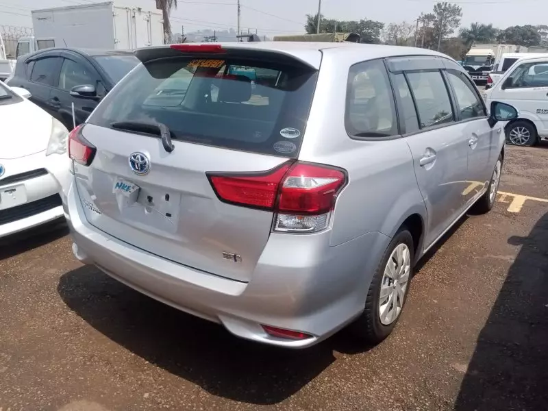Toyota Fielder hybrid    - 2016