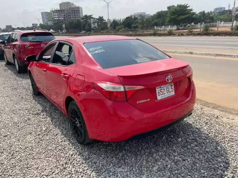 Toyota Corolla   - 2015